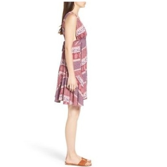 SUN AND SHADOW Print Swing Dress Tassel Tipped Tie - Picture 2 of 5